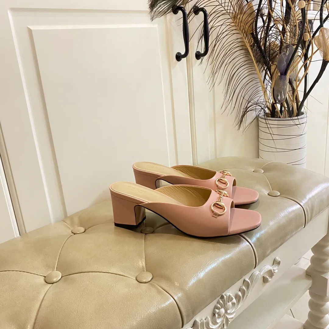 👟👟Ex-factory price 440👟👟, Gucci classic slippers, cowhide surface, sheepskin lining, 5cm heel, size 35-42 (custom-made sizes 43 and 44 are non-refundable)
